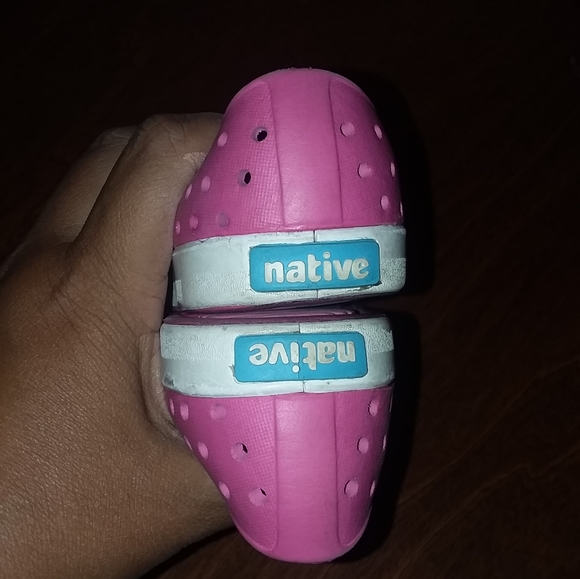 Native Shoes - Picture 7 of 7